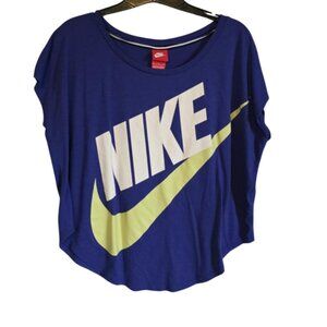Nike oversized Blousey T-Shirt